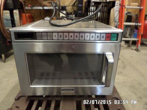 Panasonic NE-1757R, 1700w Commercial Microwave Oven