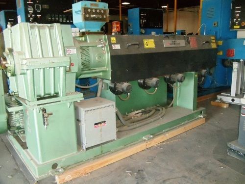 3 1/2&#034; Davis Standard Extruder &#039;00