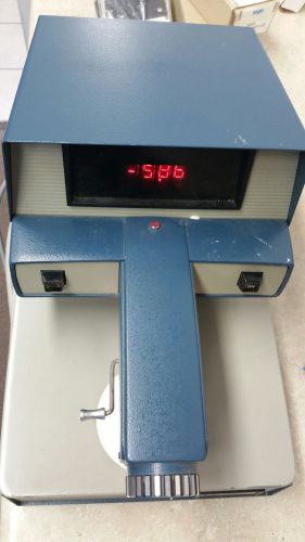 MACBETH TRANSMISSION &amp; REFLECTION DENSITOMETER MODEL TR-524