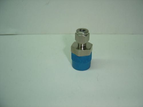 SWAGELOK SS-400-1-8 MALE CONNECTOR 1/4&#034; OD TUBE X 1/2&#034; MALE NPT NEW NO BOX