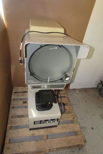 Mitutoyo PJ2500 Comparator Profile Projector with Digital Display Protractor