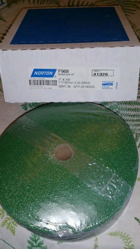 Norton 5968 Greenlyte LF 7&#034;x7/8&#034; 36G Arbor Mount Domed Sanding Discs Box of 25