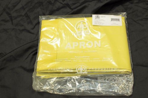 440570 PIO PUT IT ON 65 GAGE YELLOW NITRILE BIB APRON DOUBLE COATING NEW