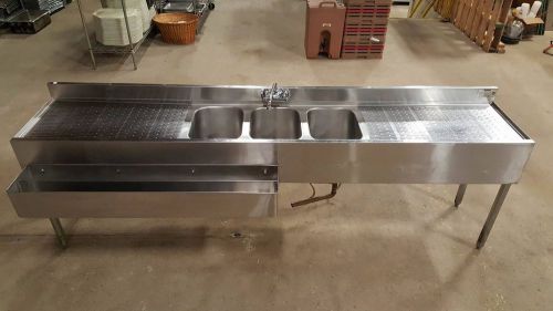 Krowne KR18-83C - Royal 1800 96&#034; 3 Compt Bar Sink, 30&#034; Drainboards On Left/Right