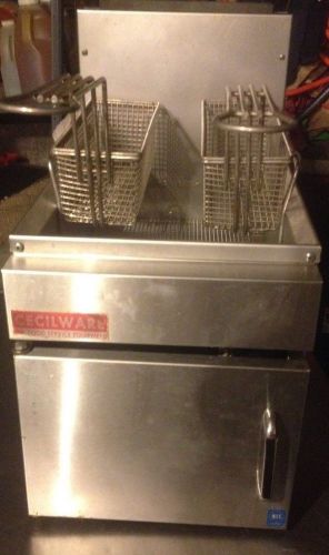 Cecilware Propane Commercial S/S Countertop Gas Deep Oil Fat Fryer 13lb NSF GF10