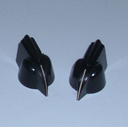 &lt; Lot of 2  CHICAGO DAKA-WARE  pointer chicken head knob