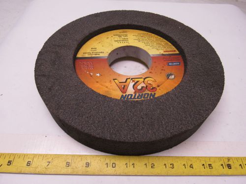 Norton 32A46-HVBE Vitrified Grinding Wheel Straight 12&#034; x 2&#034; x 3&#034; 2070RPM