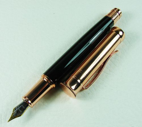 Jinhao Fountian Pen Rose Gold Plated Cap Mediun Nib Size Luxury Style