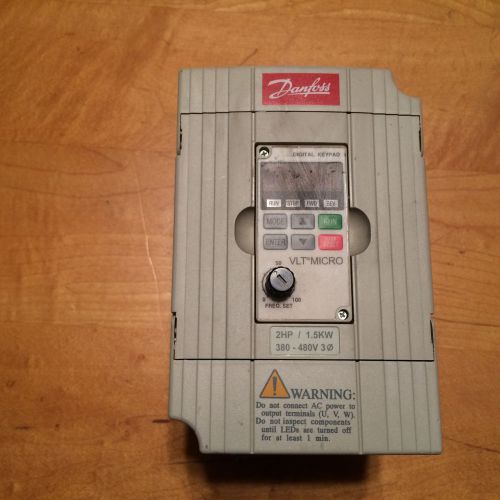 Danfoss 176F7313  2 hp AC Drive With Digital Keypad VLTMicro