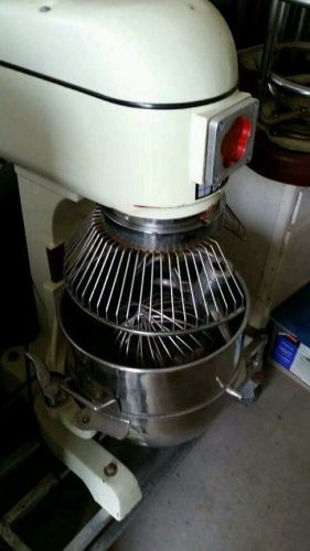 Doyon 40 qt mixer