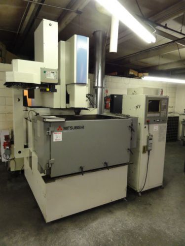 Mitsubishi EX22 RAM-TYPE EDM, SYSTEM 3R ROBOMATIC TOOL CAROUSEL