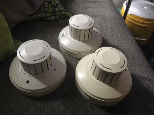 Lot 3 EDWARDS 6250B Smoke Detector Ionization Fire Alarm 24VDC