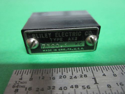 VINTAGE WWII BLILEY QUARTZ CRYSTAL RESONATOR AX2 FREQUENCY 7320.1 KC STANDARD