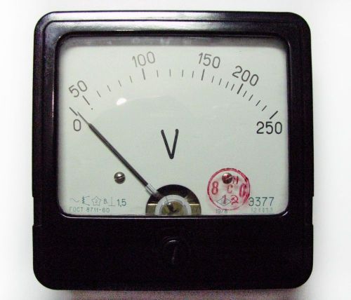 Vintage Russian Soviet USSR E377 0-250 V Analog Voltmeter Bakelite Shell 1978