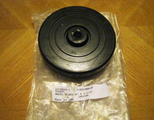 Free Priority Mail* Powr-Flite 5&#034; x 1-1/4&#034; Floor Cleaner Machine Wheel  X8024