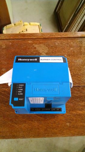 Honeywell Flame Safeguard RM7897A1002 Burner Control