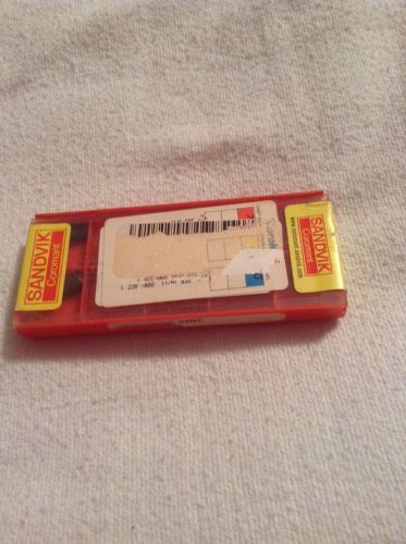 Lot of 10 Sandvik N151.2-400-40-5P Inserts