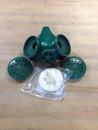 Respirator, gendale #w0730 (gr2000) respirator for dust &amp; mists for sale