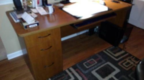 Office desk w/ 3  drawes for sale