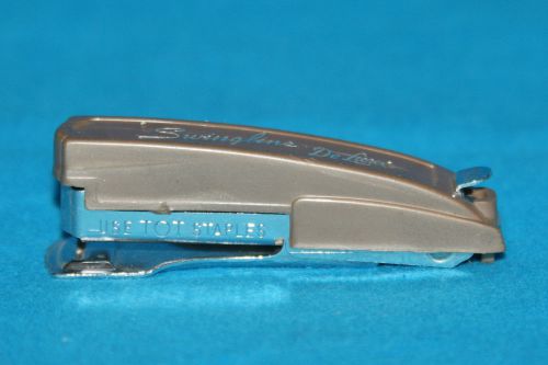 VINTAGE SWINGLINE DeLUXE STAPLER