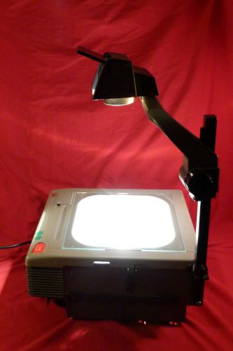 3M OVERHEAD PROJECTOR #9200 AJCB  W 2 INSTALLED BULBS+ FOLD DOWN ARM