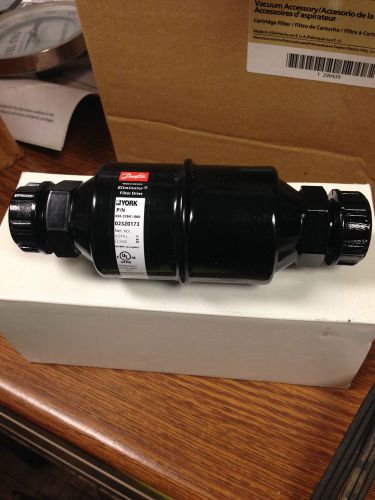 NEW DANFOSS ELIMINATOR LIQUID LINE FILTER DRIER 023Z0173