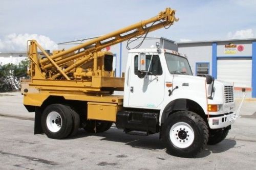 Pressure Digger Sterling B7 AWD 4X4