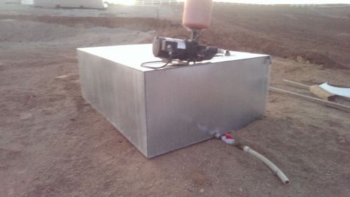 350 Gallon Water storage tank and Pump