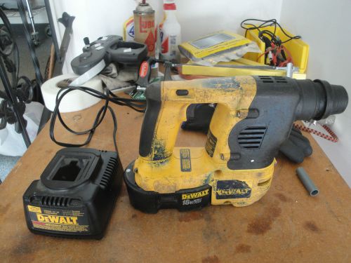 DeWALT DC212 18 Volt 7/8&#034; Cordless SDS Rotary Hammer Tool 18V battery , charger