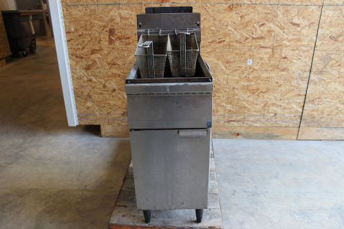 CecilWare FMP40 Natural Gas Deep Fryer