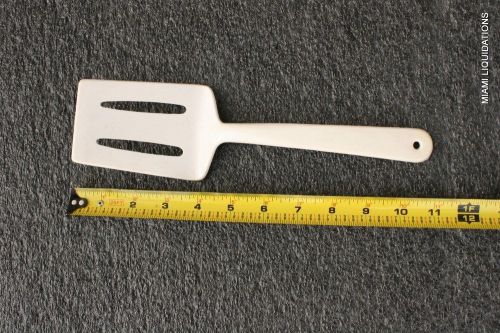 LOT of 4 Vintage Slotted Spatulas Melamine Cream Ivory Commercial Restaurant