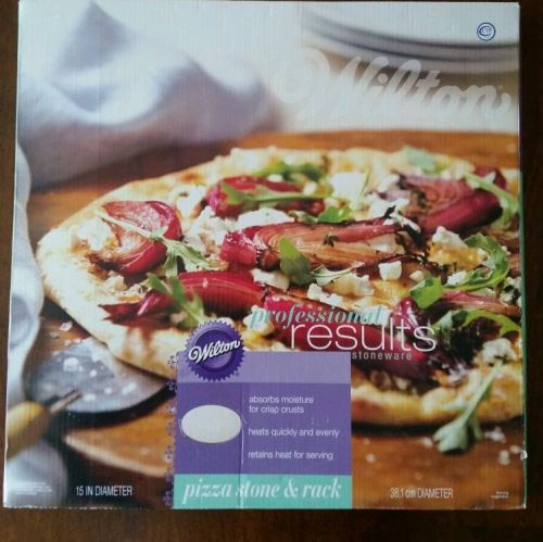 NIB - Wilton 15&#034; Round Professional Results Ceramic Pizza Stone - Stoneware