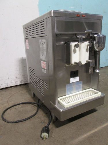 &#034;TAYLOR 490-33&#034; H.D.COMMERCIAL AIR COOLED 3PH SOFT-SERVE/MILKSHAKE MACHINE