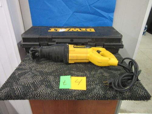 DEWALT DW303 DW-303 RECIPROCATING SAW SAWZALL ELECTRIC 120V RUNS STRONG USED