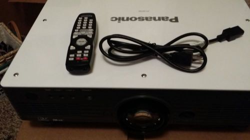 Panasonic PT D5700 Projector