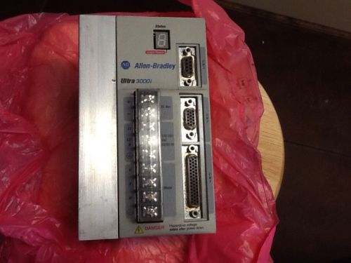 Allen Bradley Servo Drive Ultra 3000i .  2098-DSD-020X