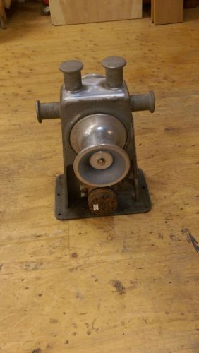 Hydraulic deck winch two warping heads 5&#034; diameter all aluminum, gypsy, capstan