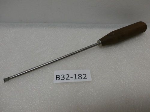 SYNTHES 01.26.02 Cobb Elevator 13&#034; Flat End Fiber handle Orthopedic Instruments