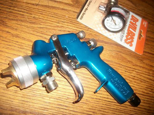 UNUSED DEVILBISS HVLP FINISHLINE CUPLESS SPRAY GUN FLG-4