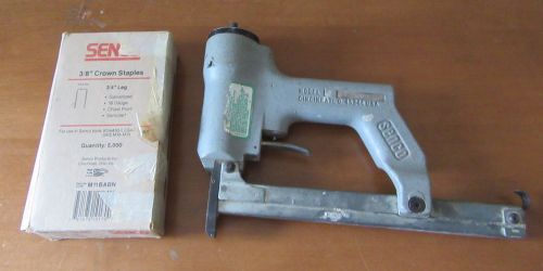 Senco pneumatic stapler model L with full box staples