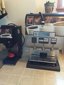 Douwe Egberts Espresso/ Coffee Commercial Machine. C600Brown