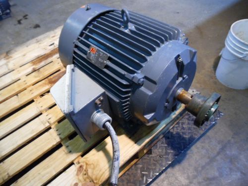 RELIANCE 40HP XE MOTOR 324TS-FR 3555RPM 460V 3PH USED