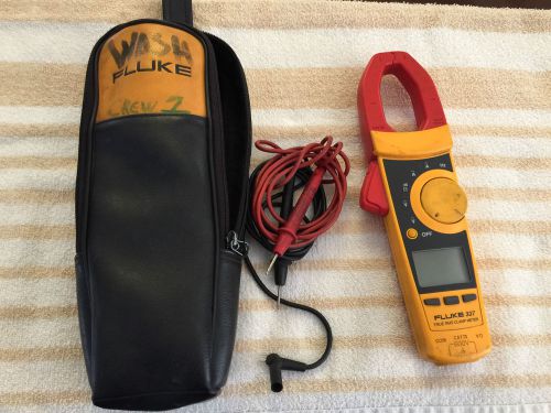 FLUKE 337 TRUE RMS CLAMP METER W/ACCESSORIES