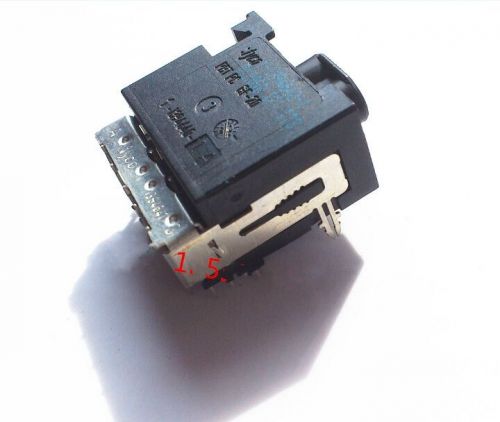 TYCO 1-1394640-1 AUTOMOTIVE MOST POF CONNECTOR AUDI FIBER TERMINAL #A1172 LW