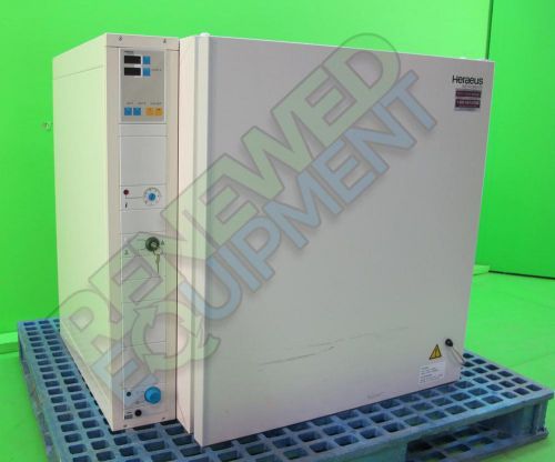 Heraeus BB 6220 CU C02 Incubator