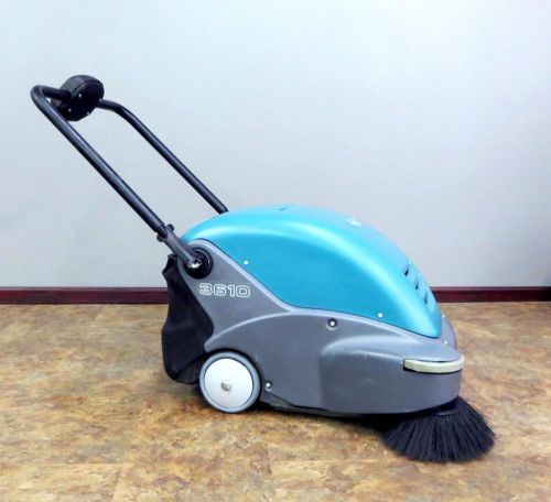 Tennant Model 3610 Battery Powered Walk Behind Vacuum Sweeper cordless nobles