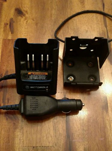 Motorola RLN4884B Vehicle Battery Charger