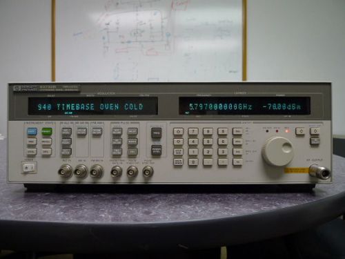 HP Agilent 83732B Synthesized Signal Generator /w opt 1E1 1E5