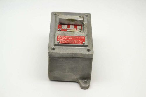 CROUSE HINDS DSD 933 EDS 271 SA SELECTOR STATION 120/277V-AC SWITCH B401336