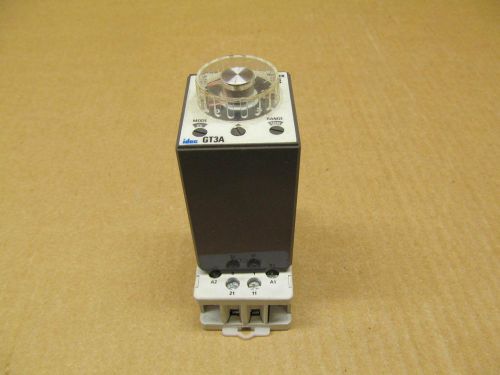 1 IDEC GT3A-1AF20 GT3A1AF20 ELECTRONIC TIMER 100 - 240 VAC